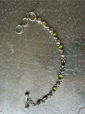 Sterling Silver Peridot Link Bracelet - Green